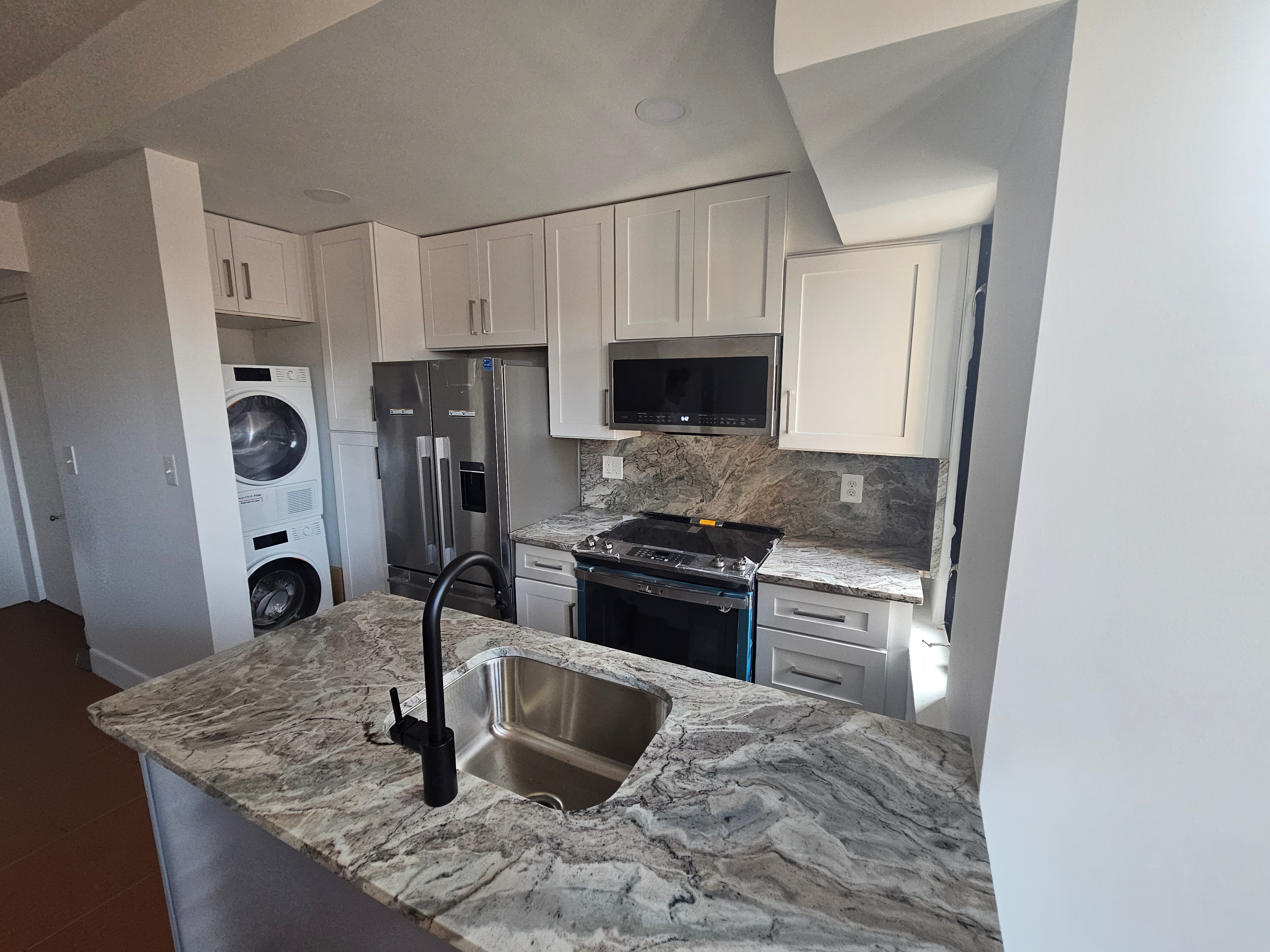 White Shaker, Compact Kitchen